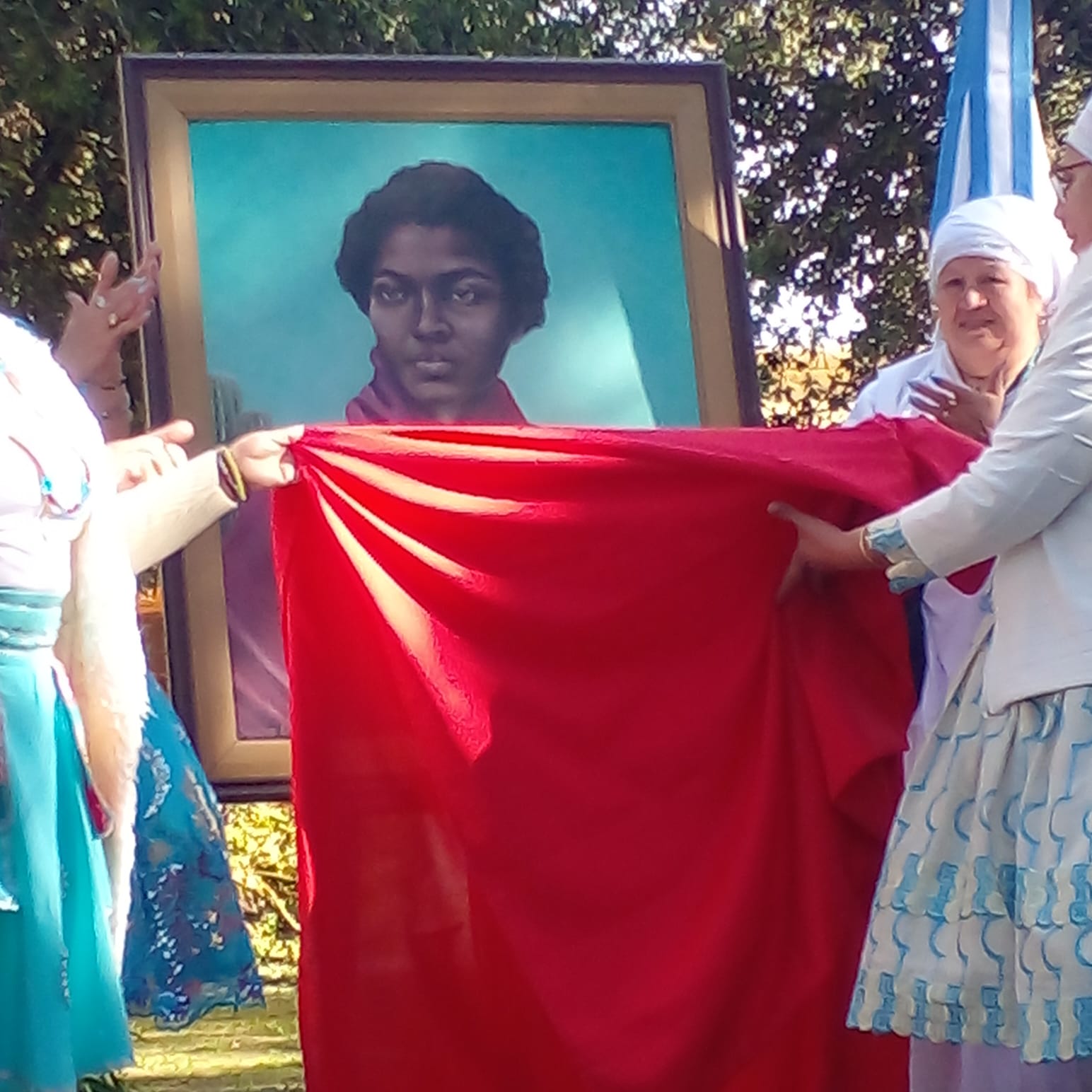 C.A.A.M Rindio homenaje a La Madre de La patria en Virrey del Pino